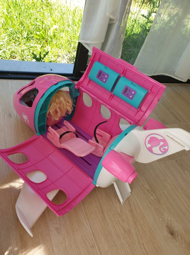 L'avion de Barbie, on l'a testé et voici ce qu'on en pense !