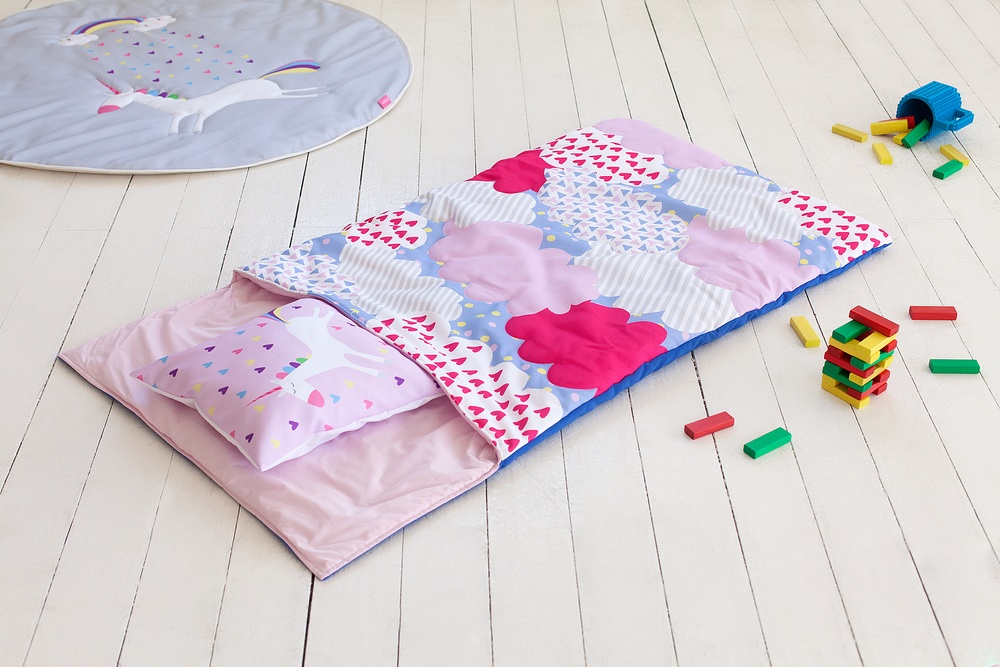 Sac de couchage matelassé Maternelle Personnalisé avec prénom duvet /  molletonné siestes à l'école SUR COMMANDE -  France