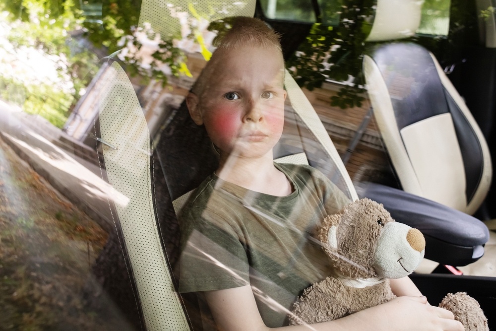  canicule-ne-pas-laisser-un-enfant-dans-la-voiture