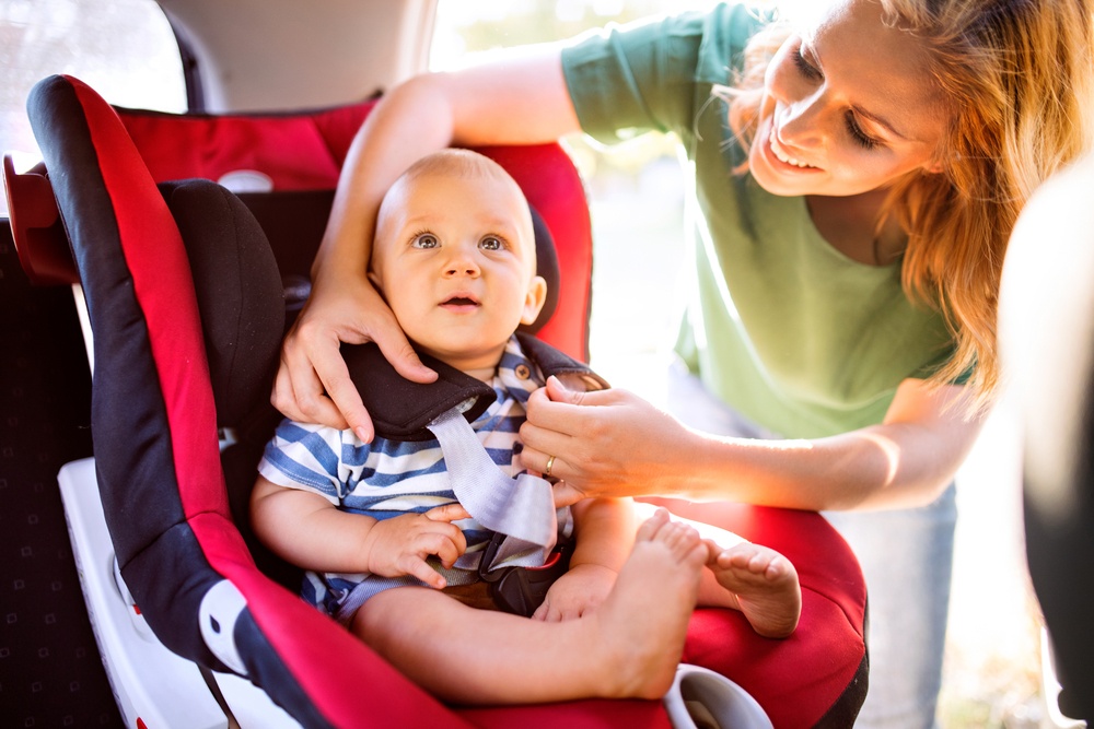 siege-auto-pour-partir-en-vacances-avec-bebe