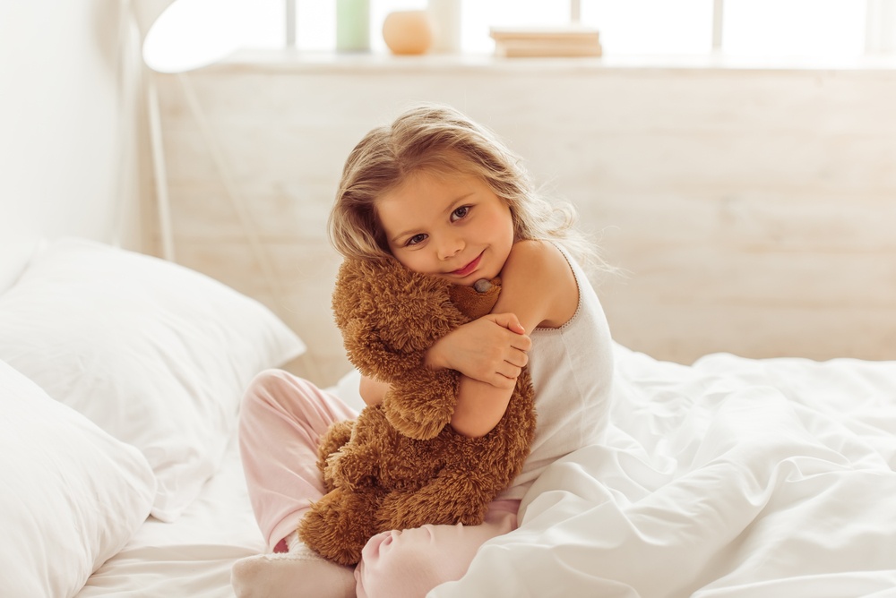 peluche-enfant-pour-bien-dormir-dans-sa-chambre