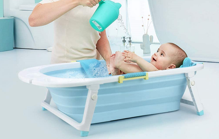 Baignoire bebe pliable de BEARTOP, 50 L, transat de bain pour bebe incl., ergonomique & peu encombrant, PP & TPE solides, baignoire pliable bébé,  bain bebe