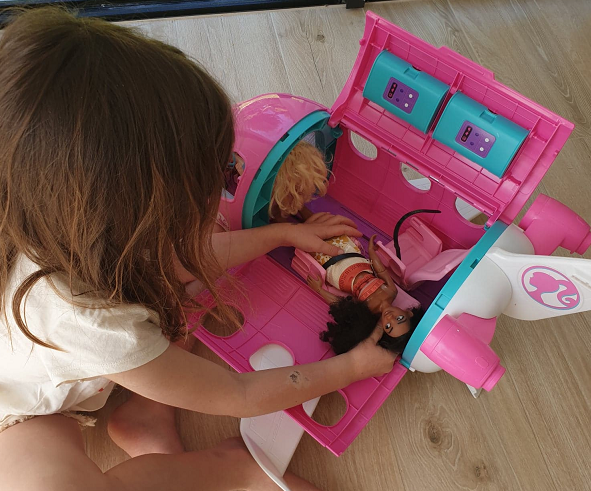 L'avion de Barbie, on l'a testé et voici ce qu'on en pense !