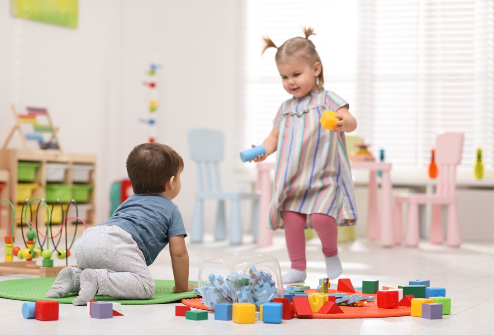 Enfants qui jouent