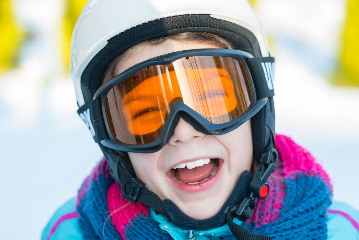 conseils-pour-choisir-lunettes-de-ski-enfant