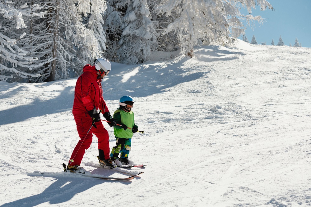 enfant-cours-de-ski