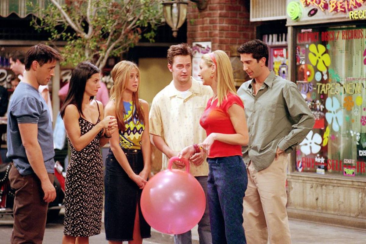 a-partir-de-quel-age-un-enfant-peut-regarder-friends